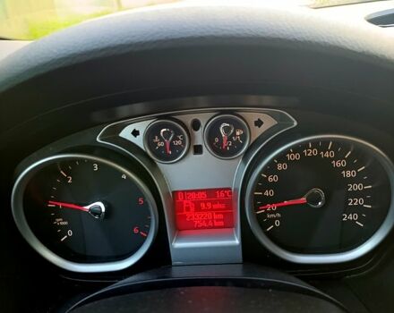 Пежо 308 2011 в Иванкове на Automoto.ua Серый Пежо 308, объемом двигателя 1.6 л и пробегом 278 тыс. км за 5000 $, фото 5 на Automoto.ua