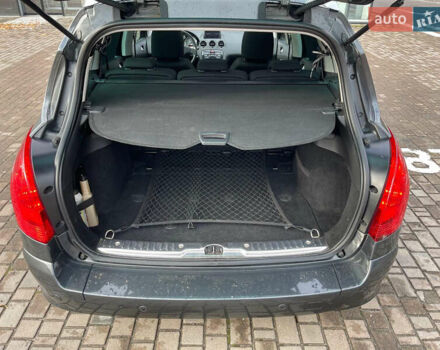 Пежо 308 2011 в Львове на Automoto.ua Серый Пежо 308, объемом двигателя 1.56 л и пробегом 278 тыс. км за 5490 $, фото 24 на Automoto.ua