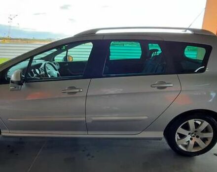 Серый Пежо 308, объемом двигателя 1.6 л и пробегом 254 тыс. км за 8500 $, фото 2 на Automoto.ua