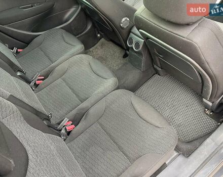 Пежо 308 2011 в Львове на Automoto.ua Серый Пежо 308, объемом двигателя 1.56 л и пробегом 278 тыс. км за 5490 $, фото 29 на Automoto.ua