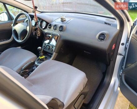Пежо 308 2011 в Ивано-Франковске на Automoto.ua Серый Пежо 308, объемом двигателя 1.56 л и пробегом 227 тыс. км за 6799 $, фото 13 на Automoto.ua