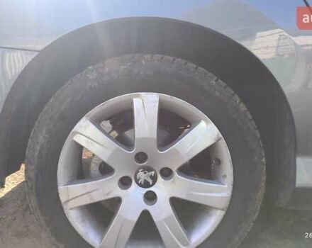 Серый Пежо 308, объемом двигателя 1.56 л и пробегом 200 тыс. км за 6950 $, фото 14 на Automoto.ua