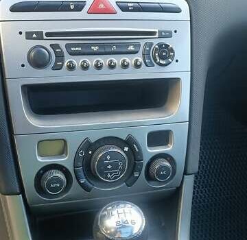 Сірий Пежо 308, об'ємом двигуна 1.56 л та пробігом 248 тис. км за 6050 $, фото 11 на Automoto.ua