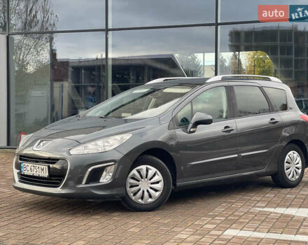 Пежо 308 2011 в Львове на Automoto.ua Серый Пежо 308, объемом двигателя 1.56 л и пробегом 278 тыс. км за 5490 $, фото 5 на Automoto.ua