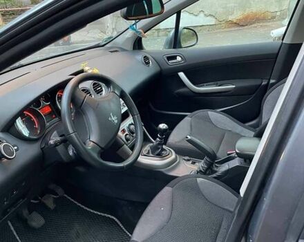 Серый Пежо 308, объемом двигателя 1.6 л и пробегом 345 тыс. км за 5500 $, фото 6 на Automoto.ua