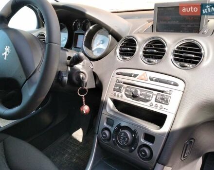 Серый Пежо 308, объемом двигателя 1.6 л и пробегом 160 тыс. км за 6500 $, фото 1 на Automoto.ua