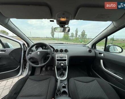 Серый Пежо 308, объемом двигателя 1.6 л и пробегом 160 тыс. км за 6500 $, фото 4 на Automoto.ua