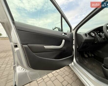 Серый Пежо 308, объемом двигателя 1.6 л и пробегом 160 тыс. км за 6500 $, фото 7 на Automoto.ua