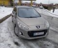 Серый Пежо 308, объемом двигателя 1.6 л и пробегом 250 тыс. км за 7800 $, фото 1 на Automoto.ua