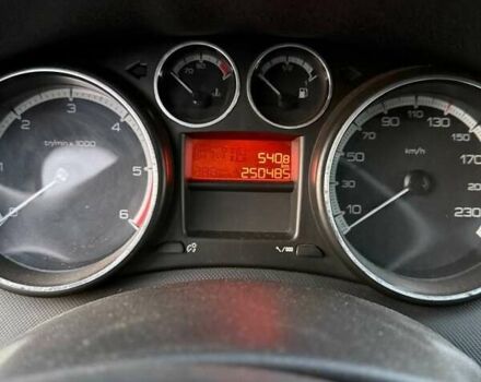 Сірий Пежо 308, об'ємом двигуна 1.56 л та пробігом 250 тис. км за 4899 $, фото 4 на Automoto.ua
