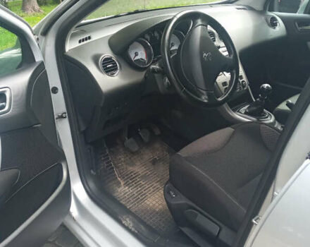Сірий Пежо 308, об'ємом двигуна 1.56 л та пробігом 243 тис. км за 6100 $, фото 2 на Automoto.ua