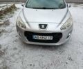 Серый Пежо 308, объемом двигателя 1.6 л и пробегом 260 тыс. км за 7999 $, фото 1 на Automoto.ua