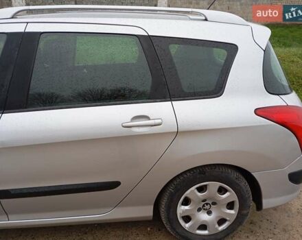 Серый Пежо 308, объемом двигателя 1.6 л и пробегом 245 тыс. км за 6000 $, фото 2 на Automoto.ua