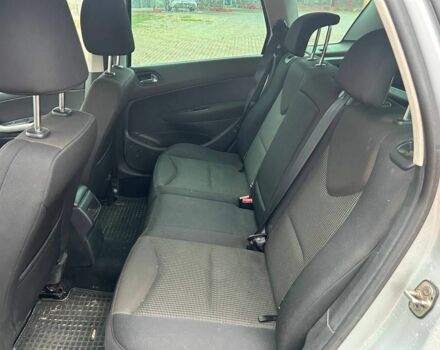 Сірий Пежо 308, об'ємом двигуна 1.6 л та пробігом 256 тис. км за 4800 $, фото 7 на Automoto.ua