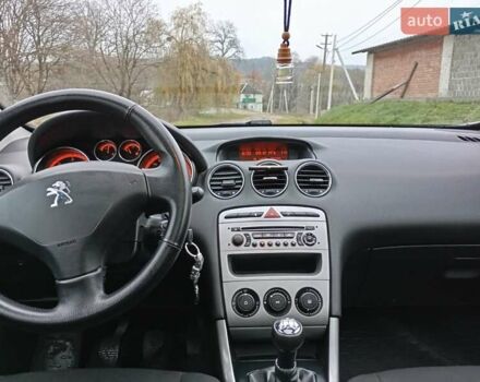 Серый Пежо 308, объемом двигателя 1.6 л и пробегом 245 тыс. км за 6000 $, фото 9 на Automoto.ua