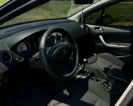 Серый Пежо 308, объемом двигателя 1.56 л и пробегом 260 тыс. км за 6500 $, фото 7 на Automoto.ua