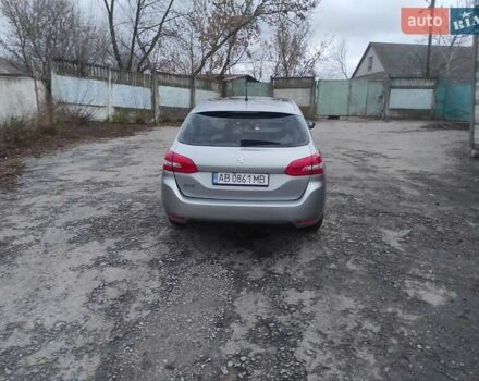 Сірий Пежо 308, об'ємом двигуна 1.2 л та пробігом 190 тис. км за 8200 $, фото 3 на Automoto.ua