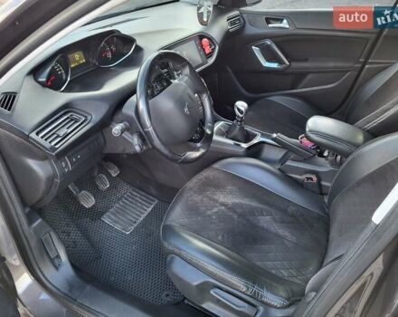 Сірий Пежо 308, об'ємом двигуна 1.56 л та пробігом 161 тис. км за 9700 $, фото 4 на Automoto.ua