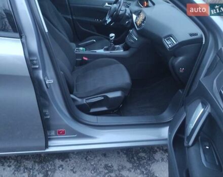 Сірий Пежо 308, об'ємом двигуна 1.2 л та пробігом 190 тис. км за 8200 $, фото 14 на Automoto.ua
