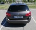 Сірий Пежо 308, об'ємом двигуна 1.6 л та пробігом 215 тис. км за 7500 $, фото 4 на Automoto.ua