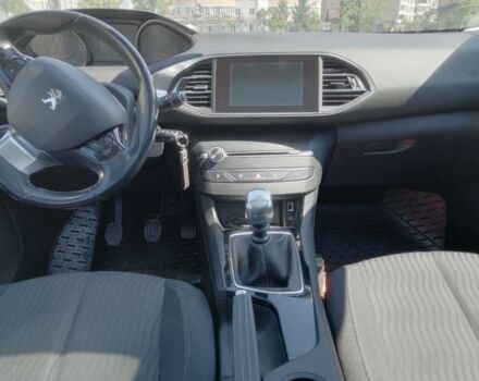 Сірий Пежо 308, об'ємом двигуна 1.6 л та пробігом 215 тис. км за 7500 $, фото 6 на Automoto.ua
