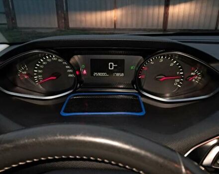 Серый Пежо 308, объемом двигателя 1.56 л и пробегом 259 тыс. км за 7400 $, фото 32 на Automoto.ua