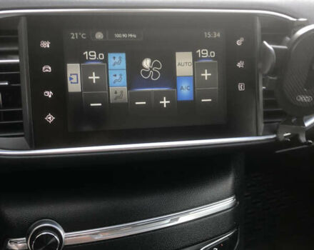 Серый Пежо 308, объемом двигателя 1.56 л и пробегом 261 тыс. км за 7700 $, фото 9 на Automoto.ua