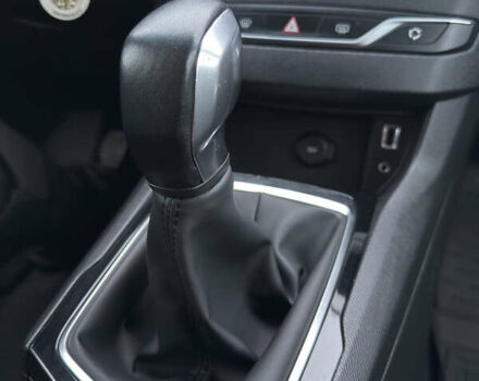 Сірий Пежо 308, об'ємом двигуна 1.56 л та пробігом 251 тис. км за 9300 $, фото 23 на Automoto.ua