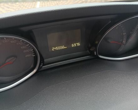 Серый Пежо 308, объемом двигателя 1.6 л и пробегом 245 тыс. км за 8800 $, фото 17 на Automoto.ua
