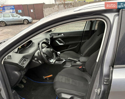 Сірий Пежо 308, об'ємом двигуна 1.56 л та пробігом 200 тис. км за 8700 $, фото 12 на Automoto.ua