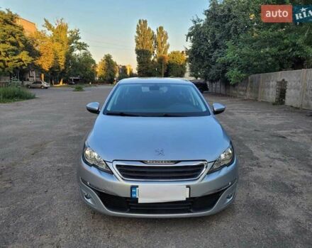 Серый Пежо 308, объемом двигателя 2 л и пробегом 141 тыс. км за 11200 $, фото 1 на Automoto.ua