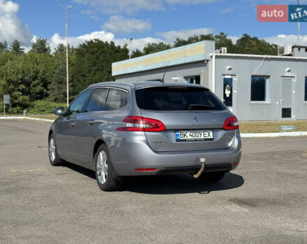 Серый Пежо 308, объемом двигателя 1.6 л и пробегом 276 тыс. км за 9500 $, фото 5 на Automoto.ua
