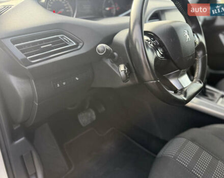 Серый Пежо 308, объемом двигателя 2 л и пробегом 182 тыс. км за 12999 $, фото 16 на Automoto.ua