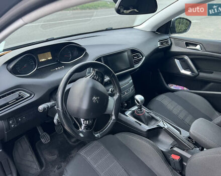 Серый Пежо 308, объемом двигателя 1.56 л и пробегом 272 тыс. км за 8500 $, фото 24 на Automoto.ua