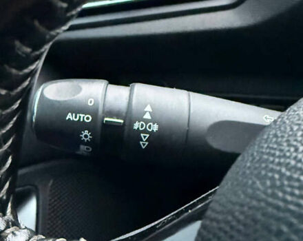 Серый Пежо 308, объемом двигателя 1.56 л и пробегом 253 тыс. км за 8700 $, фото 12 на Automoto.ua