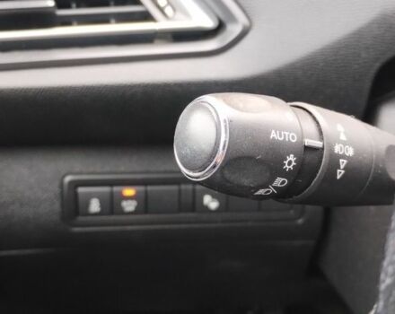 Сірий Пежо 308, об'ємом двигуна 1.6 л та пробігом 220 тис. км за 10500 $, фото 11 на Automoto.ua