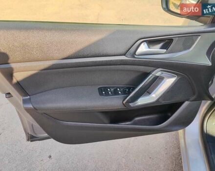 Сірий Пежо 308, об'ємом двигуна 1.56 л та пробігом 211 тис. км за 9300 $, фото 4 на Automoto.ua