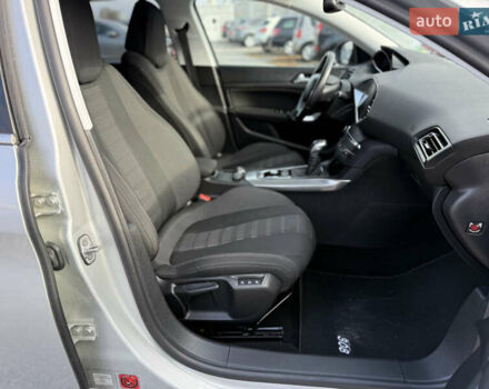 Серый Пежо 308, объемом двигателя 2 л и пробегом 182 тыс. км за 12999 $, фото 33 на Automoto.ua