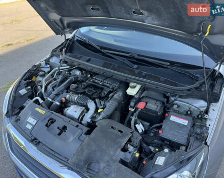 Серый Пежо 308, объемом двигателя 1.6 л и пробегом 276 тыс. км за 9500 $, фото 16 на Automoto.ua