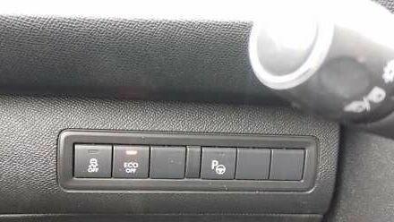 Сірий Пежо 308, об'ємом двигуна 1.56 л та пробігом 222 тис. км за 10500 $, фото 11 на Automoto.ua