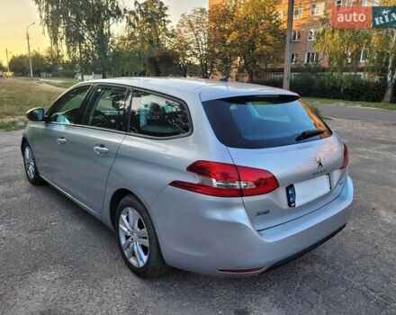 Серый Пежо 308, объемом двигателя 2 л и пробегом 141 тыс. км за 11200 $, фото 6 на Automoto.ua