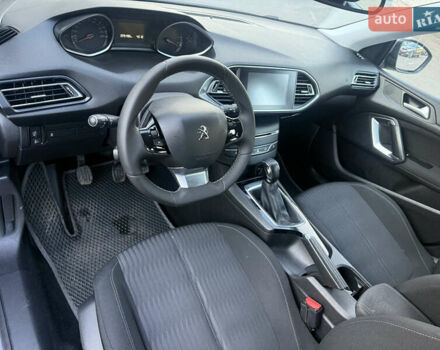 Сірий Пежо 308, об'ємом двигуна 1.6 л та пробігом 225 тис. км за 7499 $, фото 14 на Automoto.ua