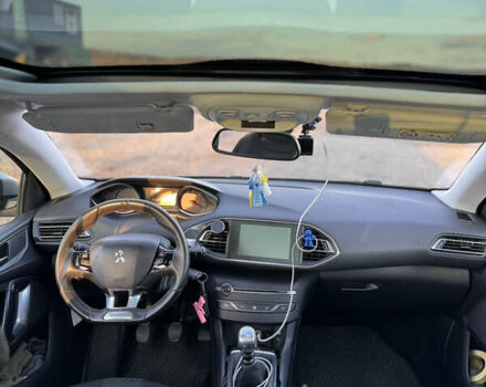 Сірий Пежо 308, об'ємом двигуна 1.6 л та пробігом 279 тис. км за 9500 $, фото 13 на Automoto.ua