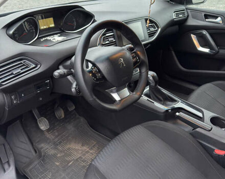 Сірий Пежо 308, об'ємом двигуна 1.56 л та пробігом 251 тис. км за 9300 $, фото 5 на Automoto.ua