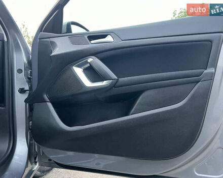 Серый Пежо 308, объемом двигателя 1.56 л и пробегом 272 тыс. км за 8500 $, фото 16 на Automoto.ua