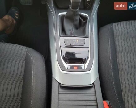 Серый Пежо 308, объемом двигателя 2 л и пробегом 141 тыс. км за 11200 $, фото 20 на Automoto.ua