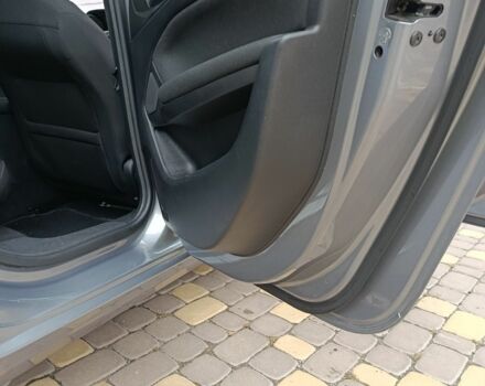 Серый Пежо 308, объемом двигателя 1.6 л и пробегом 245 тыс. км за 8800 $, фото 16 на Automoto.ua