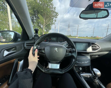 Сірий Пежо 308, об'ємом двигуна 1.56 л та пробігом 239 тис. км за 9200 $, фото 12 на Automoto.ua