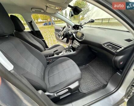 Серый Пежо 308, объемом двигателя 1.56 л и пробегом 214 тыс. км за 10500 $, фото 7 на Automoto.ua