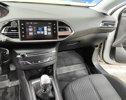 Серый Пежо 308, объемом двигателя 1.6 л и пробегом 272 тыс. км за 7300 $, фото 5 на Automoto.ua